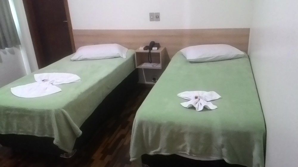 Oyo Hotel Farol จูซาบา ภายนอก รูปภาพ